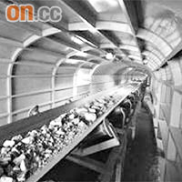 鉬可提升鋼鐵堅硬度及防氧化，所以在工業生產中被廣泛使用。