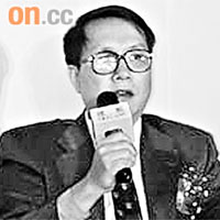 清華大學人文社會科學學院教授秦暉被譽為「百科全書式的學者」。