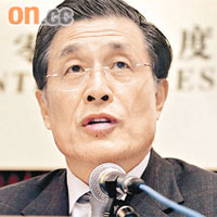 永亨馮鈺斌表示，內地大型銀行收緊放貸，有助外資銀行增加貸款業務。