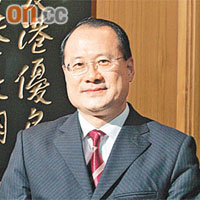 蔡冠深相信,本港中小企將大力開拓內地勞動人口密集的市場。