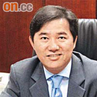 徐漢華認為港滬兩地差異，主要在服務水平及公民意識兩方面。