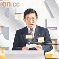 中銀為確保服務質素，要前線員工執靚個人形象。圖為中銀總裁和廣北。	（資料圖片）