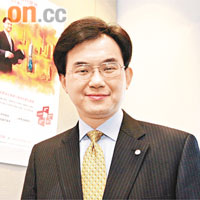 中銀香港企業銀行及金融機構副總經理陳文估計，內地很快便會進一步放寬人民幣貿易結算。