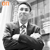 羅先生指內房股宜短炒。