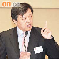 李小加認為，本港發展人民幣離岸中心已達「起錨」階段。 【資料圖片】