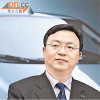 比亞迪主席王傳福相信是股神訪華勸捐的頭號目標。	【資料圖片】