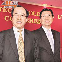 中策馬時亨（右）與柯清輝（左）昨以「極之失望」來形容台灣對收購南壽的否決。