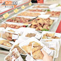 中國商務部決定，向美國進口肉雞產品徵稅，長達五年。