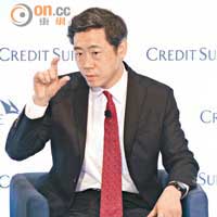 李稻葵料人幣年中回升