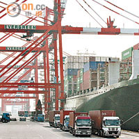 出口大增日貿赤縮26%