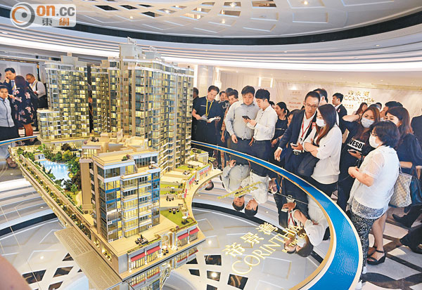帝景灣476萬 鬥低入場