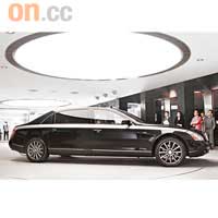 Maybach Zeppelin有幾豪？超長車身的十足台型，已經令人「O嘴」。