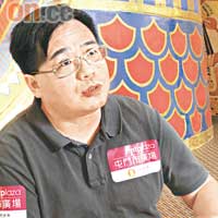 蠍子王飼養蠍子逾二十年、數目多達一千隻的蠍子專家KK  Kwok。