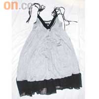 Rienda灰×黑色低V吊帶裙 $1,599