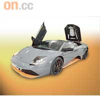 車色用上軍艦灰，有別於林寶一向的鮮艷風格。車價$6,368,000