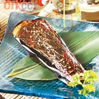 日本米字茄田樂$28<br>日本茄子走油後放在爐上焗乾，再鋪上一層日本入口的黑味噌，味噌味道非常香濃，配軟滑茄子，令人食不停口。
