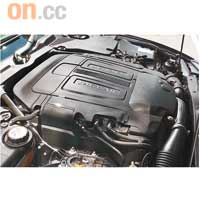 XKR是車系中的頂級型號，但油耗和排放卻低於4.2 S/C Coupe。
