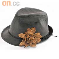 Pageboy黑色絨金花綴飾紳士帽 $699（b）