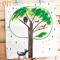 狗仔、雀仔在同一樹蔭下避雨，溫情滿溢的Tote Bag。$128