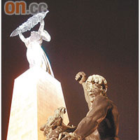 自由石像是二戰期間由紅軍矗立的紀念碑。