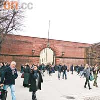 Pitti Uomo展覽場地屬佛羅倫斯十六世紀著名歷史建築Fortezza da Basso，令展覽更添特色。