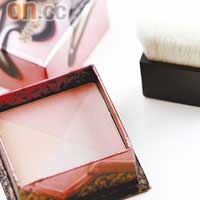 Benefit Sugarbomb四色胭脂 $280（A）