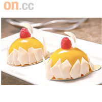 Mango Cheese Cake$30和田師傅的甜品靈活多變，以配合不同地方口味；當他知道香港人愛吃杧果布甸，便以Cream Cheese混合乳酪再在面層塗上杧果醬，做成新穎的芝士蛋糕。