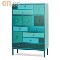 CINQ高身櫃，藍色櫃身夠晒特別，令我諗起阿凡達；多櫃桶式設計，雜物全收納。$6,500