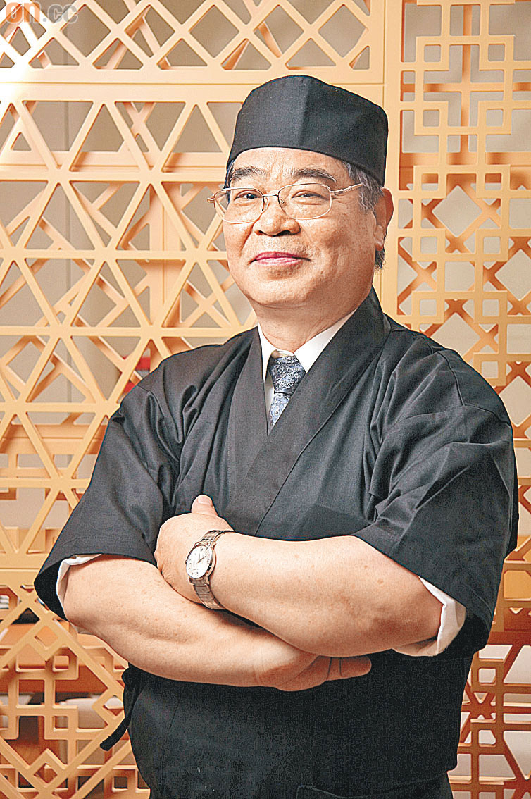 主廚椎名常雄學藝關西料理，已擁有40年烹調日本料理經驗。