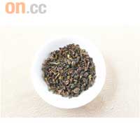 鐵觀音（青茶）屬半發酵的青茶，既有綠茶鮮濃，亦有紅茶甜醇，以安溪鐵觀音最為聞名。