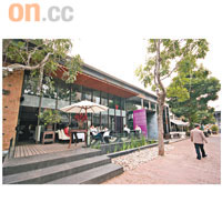 底層主要是售賣設計作品的店舖及餐廳。