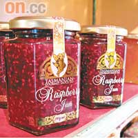 省塔冬天嚴寒適合種莓，鮮甜的Raspberry Jam最好賣。AU$7（約HK$50）