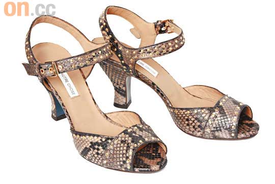 灰色蟒蛇皮窩釘高踭鞋$4,600