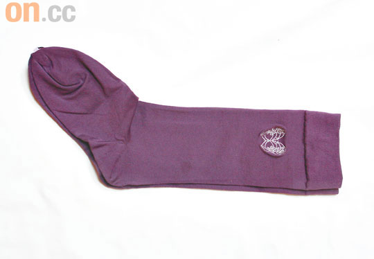 Anna Sui紫色蝴蝶圖案短襪$159（c）
