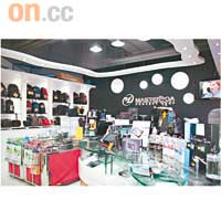 Master OA Concept Shop門巿設於apm，冇高登和旺電咁逼人。