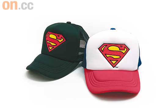 Superman黑色及紅白藍色Cap各$320 （B）