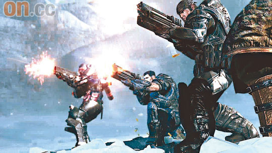 Xbox 360版獨佔嘅《Gears of War》服飾。
