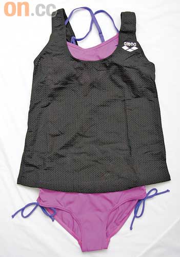 Aquatics黑色背心×紫色比堅尼$399