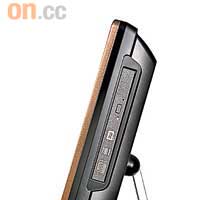 C315採用20吋一體化設計，支架可作12°- 40°調校。