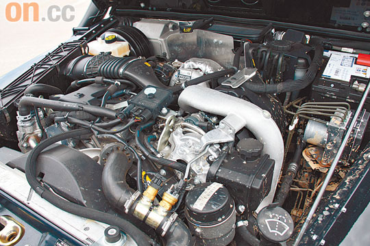 3.0 V6 Turbo柴油引擎強調扭力輸出，Off-road行駛分外在行。
