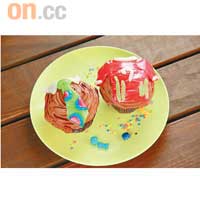 父親節Cupcake $30/個<br>特別為父親節設計的雙重朱古力Cupcake，畫上領帶及球衣圖案，兩仔爺一人一個，夠溫馨。
