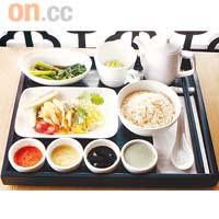 招牌海南少爺雞飯 $88