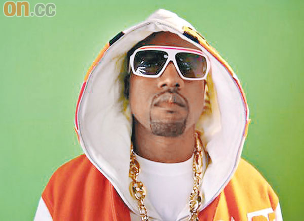 Hip Hop界巨星Kanye West是Ksubi的忠實粉絲，2008年更合作推出Pastelle太陽眼鏡系列。