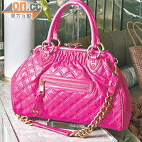 鮮粉紅色間棉Stam Bag $12,900