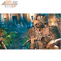 喺Lara跟Totec嘅冒險旅途中，想搶魔鏡嘅邪靈一直虎視眈眈。