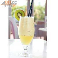 Kiwi Glorious $38<br>夏天最適宜品嘗酸甜的飲品，歎Buffet之餘，不妨柯打這款由奇異果、菠蘿及檸檬調成的特飲，酸香清爽，夠晒開胃。