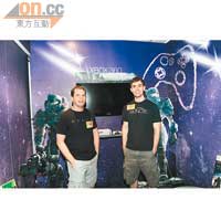 早兩日《Halo：Reach》兩位製作人Chris Opdahl跟David Allen親臨商場同機迷會面，仲親身到Xbox遊戲館的主題房參觀。