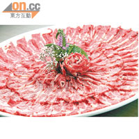 極上手切牛肉 $788  特選新鮮山東牛肉，牛味特別重，最高極上級的牛肉用上腩仔位，每隻牛的分量不多，所以相當矜貴，「牛精」必食！