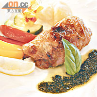 香草焗雞肉，香口又美味。¥2,000（約HK$184）