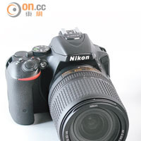 入門單反 龍舟快拍 Nikon D5500 Vs Canon EOS 760D